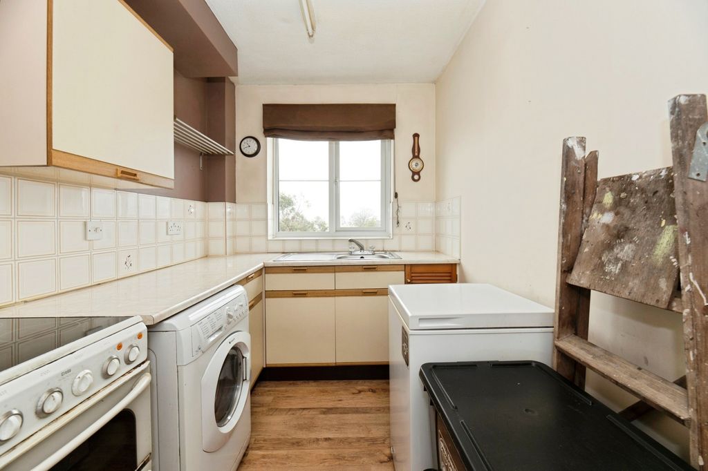 Property photo 3 of 12 Pbox-Img.Jpg