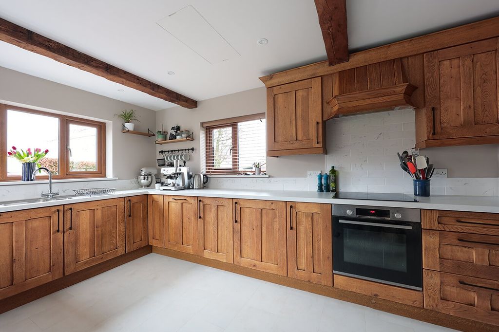 Property photo 3 of 24 4955506