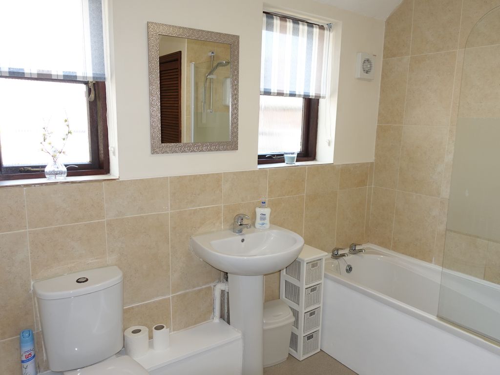 Property photo 3 of 6