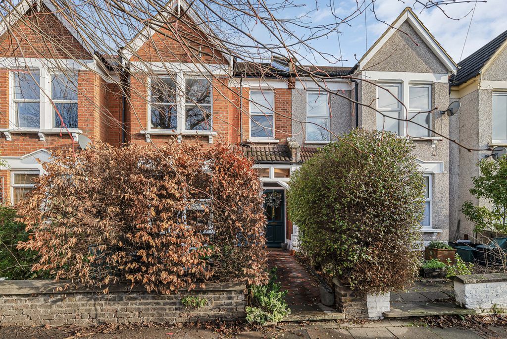 Property photo 1 of 12