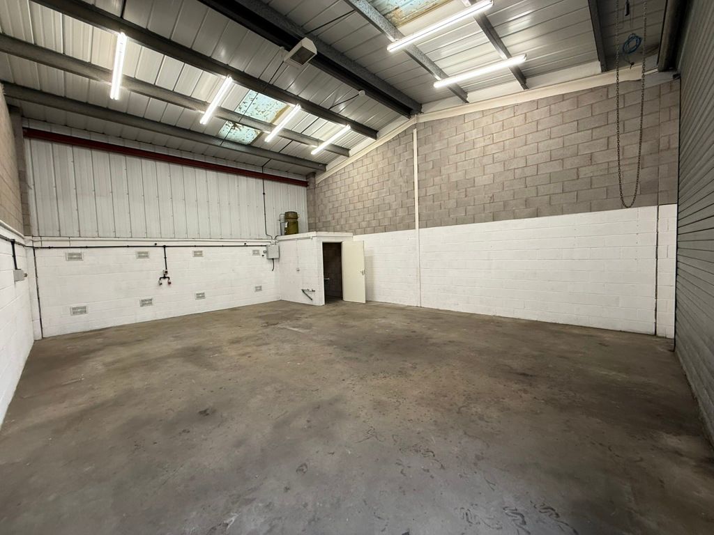 Property photo 3 of 4 Photo 8