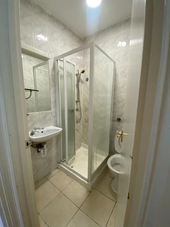 Property photo 3 of 3