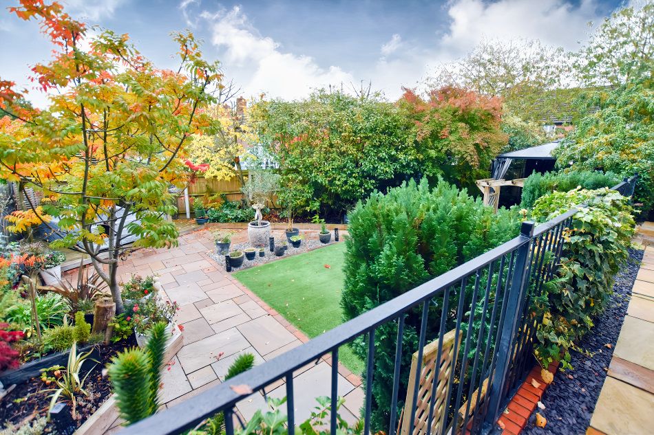 Property photo 2 of 34 Rear Garden 1