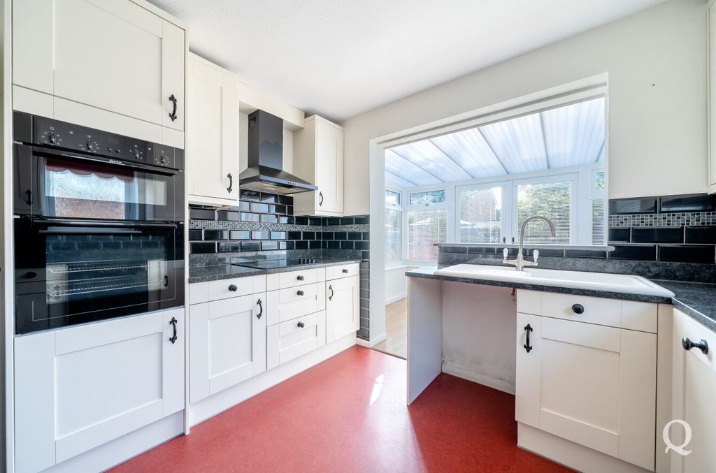 Property photo 2 of 21 Fc57266B-c6F0-4E6...