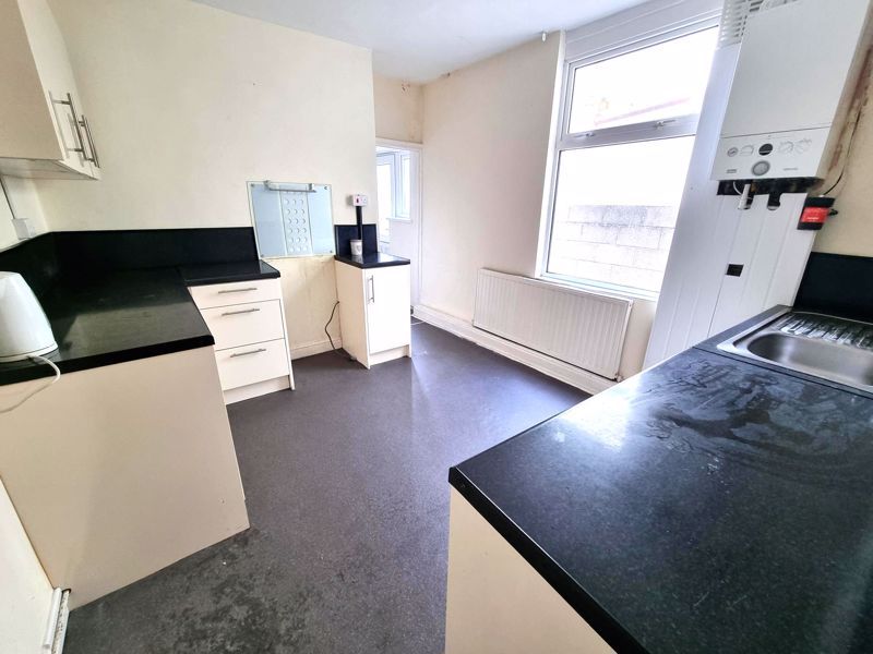 Property photo 3 of 27 Photo 14