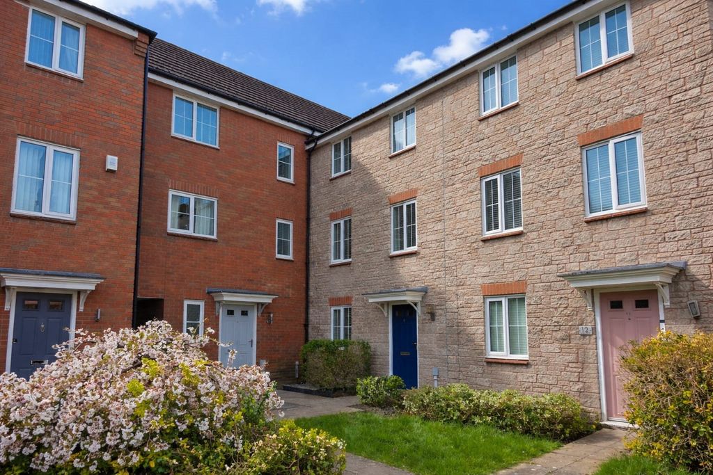 Property photo 1 of 13 Front