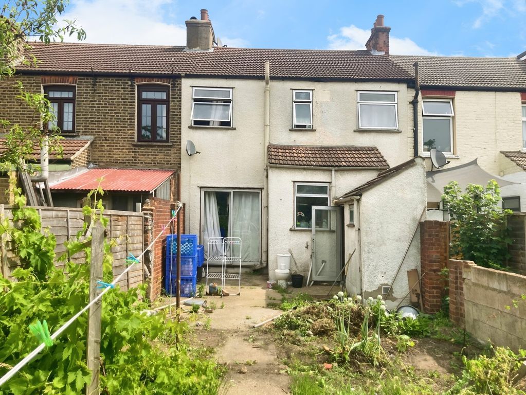 Property photo 2 of 3