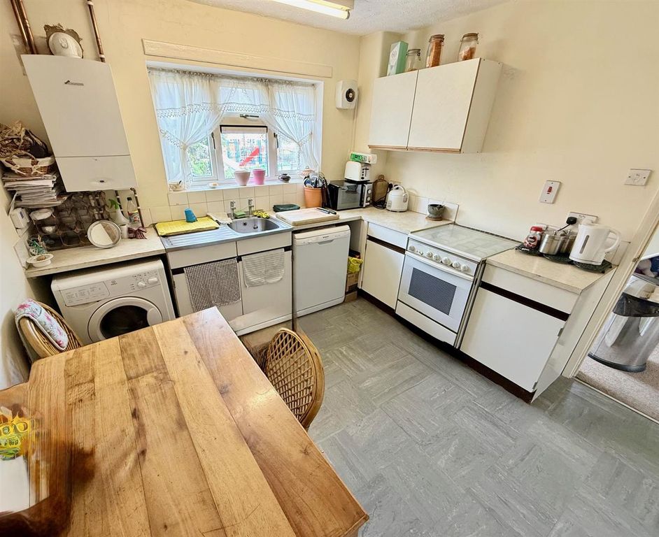 Property photo 2 of 12 Kitchen/Dining Room