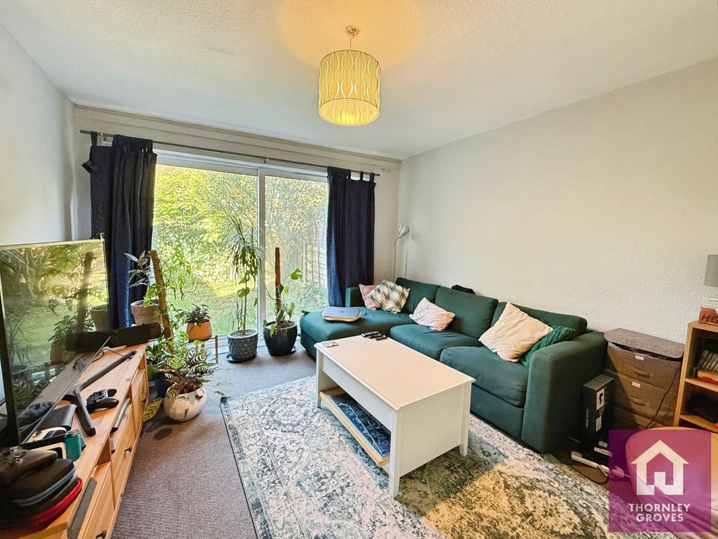 Property photo 2 of 11 Pbox-Img.Jpg
