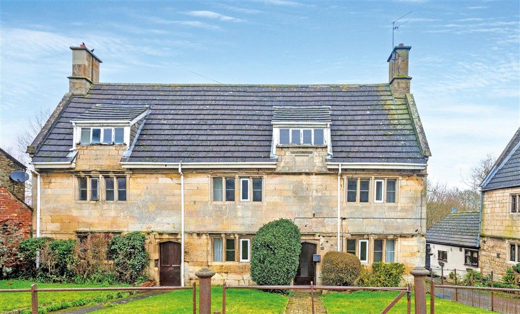 Property photo 1 of 5