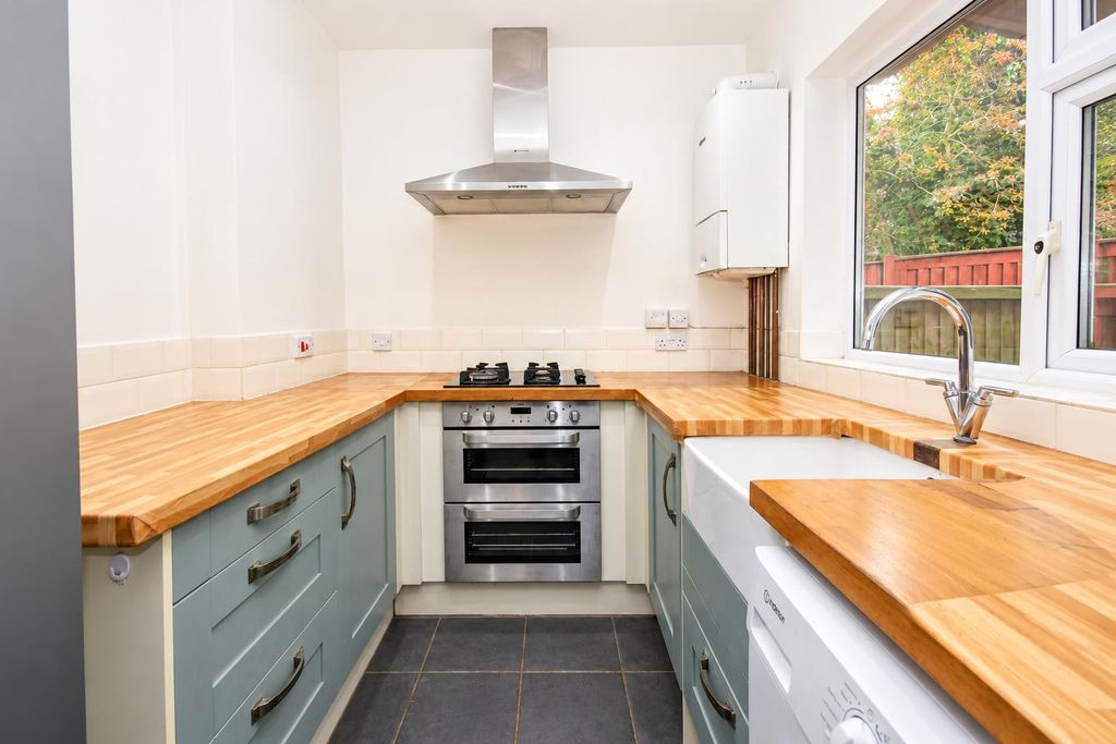 Property photo 2 of 14 1 (5).Png