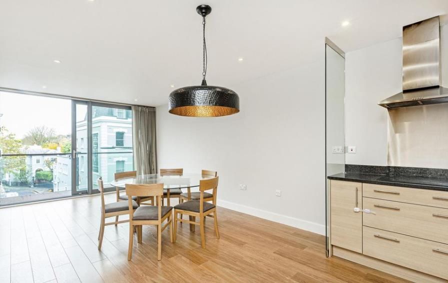 Property photo 1 of 6 1