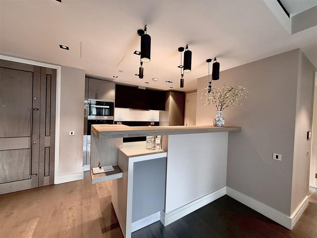 Property photo 3 of 8 9A00Dd20747446F4E647ce943Ae3d1B.Jpg