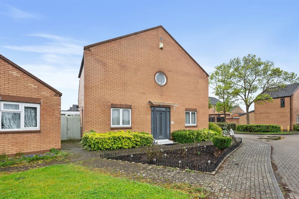 Property photo 1 of 23 22Verdondrweb02.Jpg