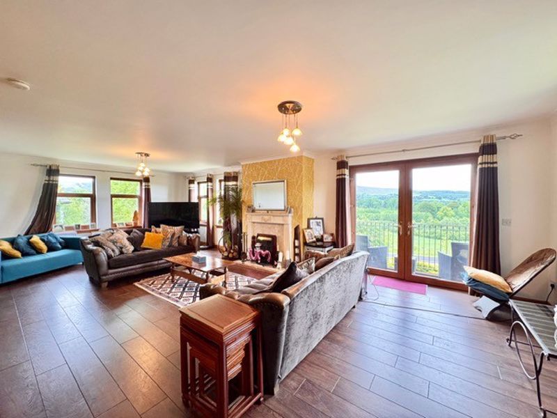 Property photo 3 of 33 Photo 19