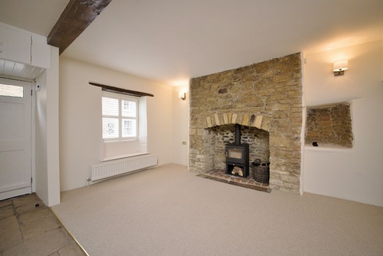 Property photo 2 of 10 Sitting Room