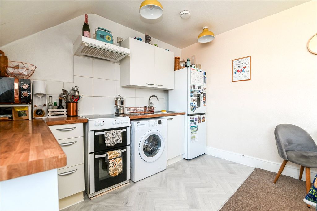 Property photo 3 of 15 Picture No. 04