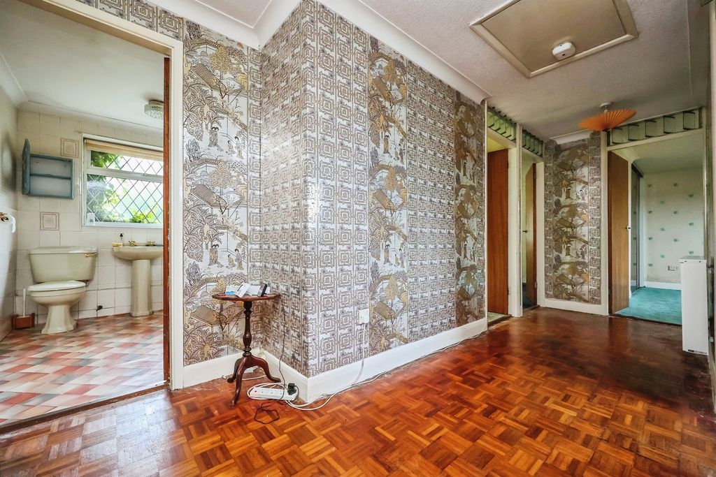 Property photo 3 of 26