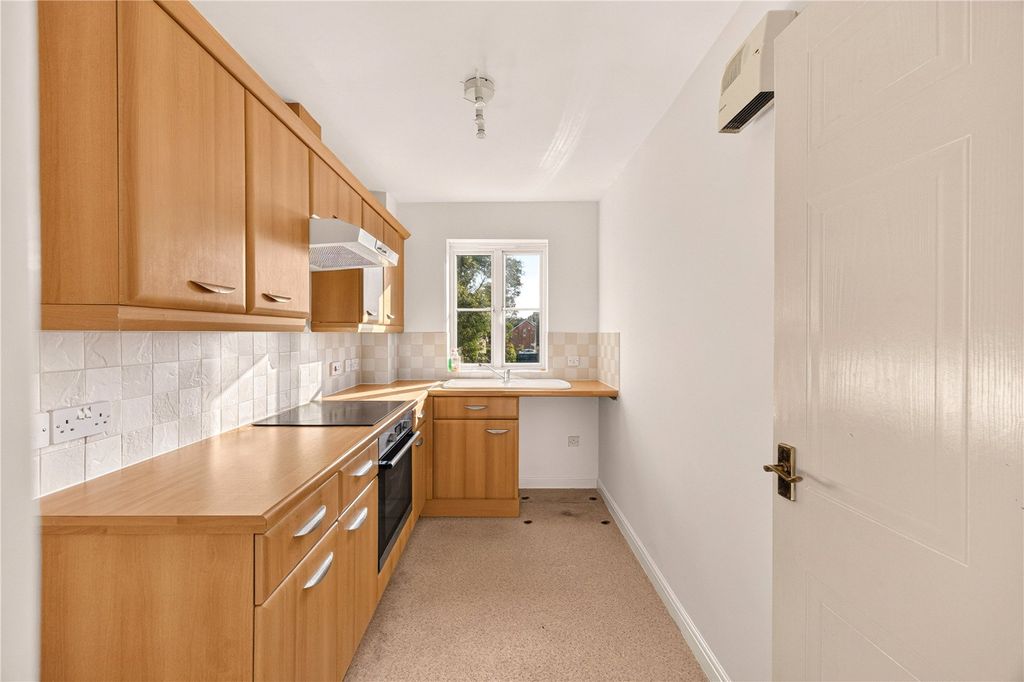 Property photo 2 of 14 Picture No. 09