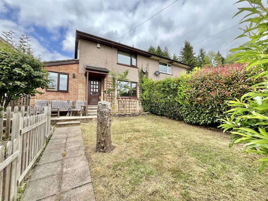 Property photo 1 of 26