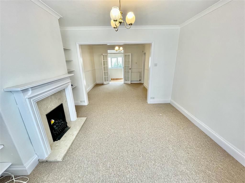 Property photo 2 of 12 Living Room