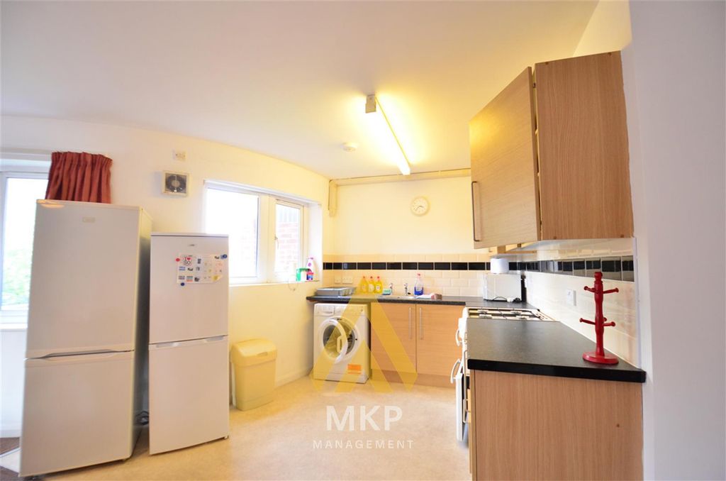 Property photo 3 of 13 3.Png