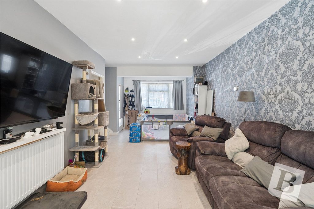 Property photo 2 of 18 Reception Room