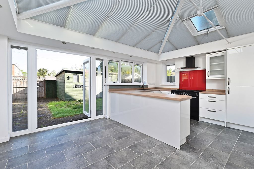 Property photo 3 of 15 Photo