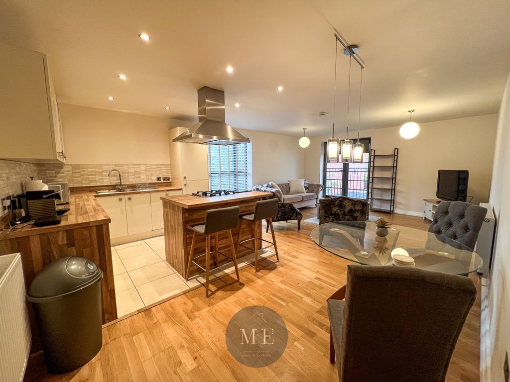 Property photo 1 of 16 Img_7263