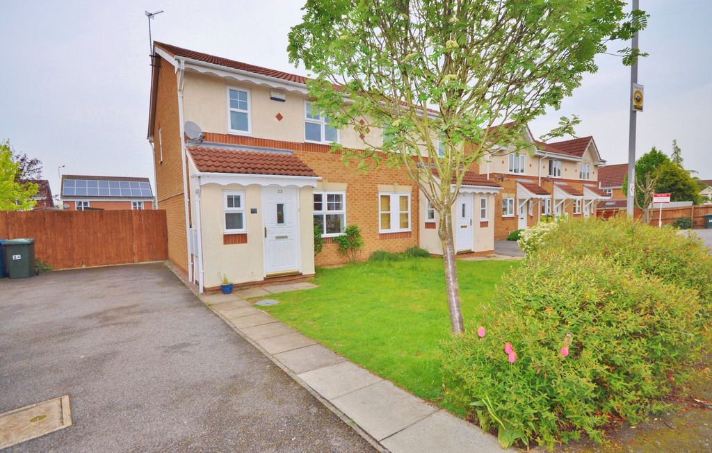 Property photo 1 of 13 Photo 01