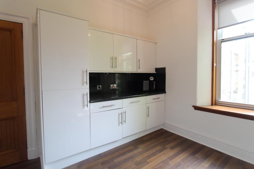 Property photo 2 of 17 Img_4585