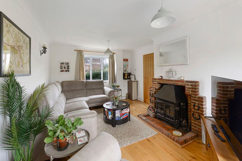 Property photo 3 of 14 Photo 4