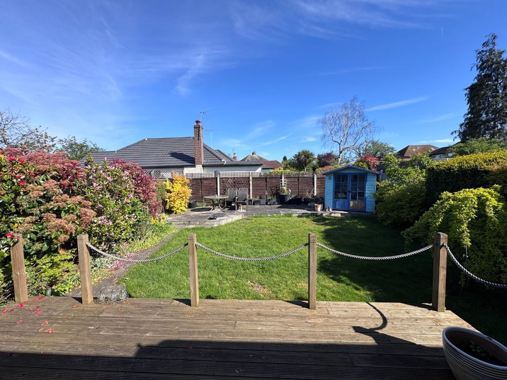 Property photo 2 of 19 4657454