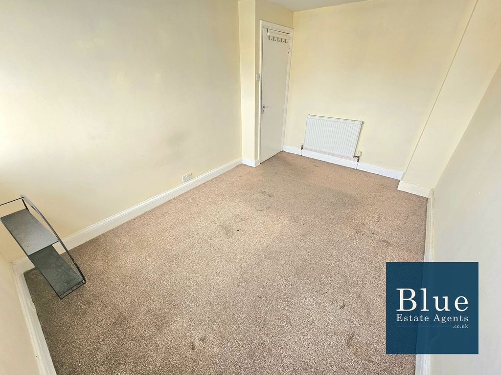 Property photo 3 of 5 Bedroom One