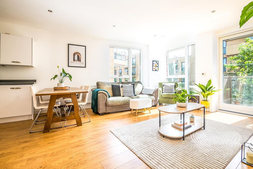 Property photo 1 of 16 Hogan Court-1.Jpg