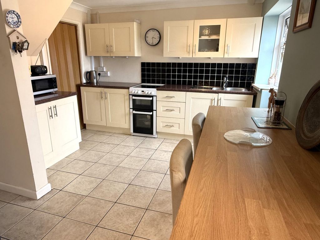 Property photo 3 of 15 Not Specified