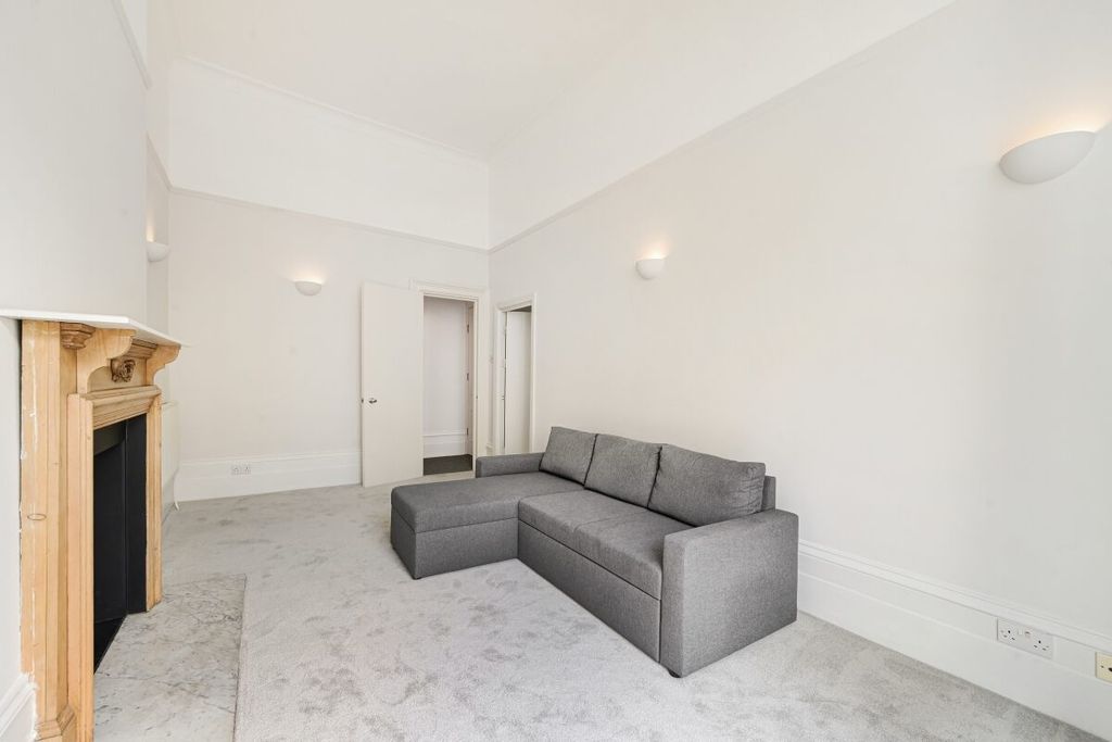Property photo 1 of 7 Thurloe Street (2)