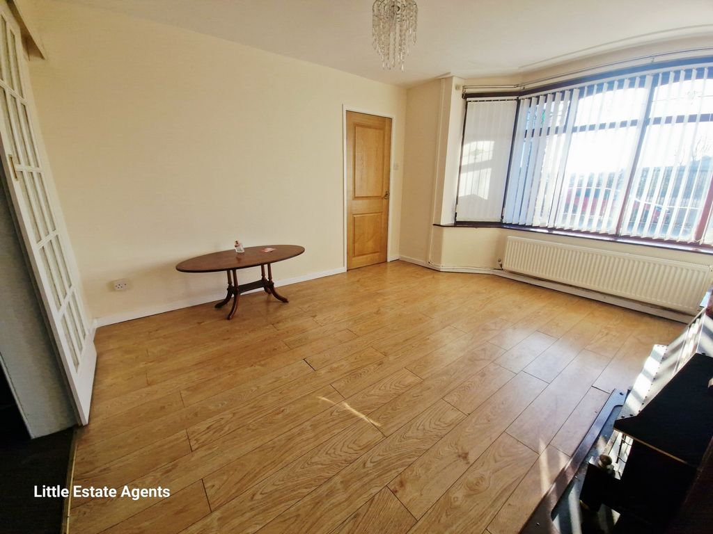 Property photo 3 of 17 Photo 3