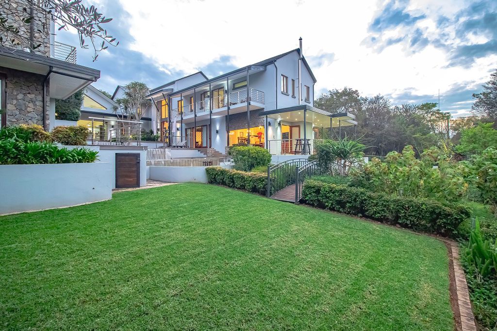Property photo 2 of 71 Cn1737354