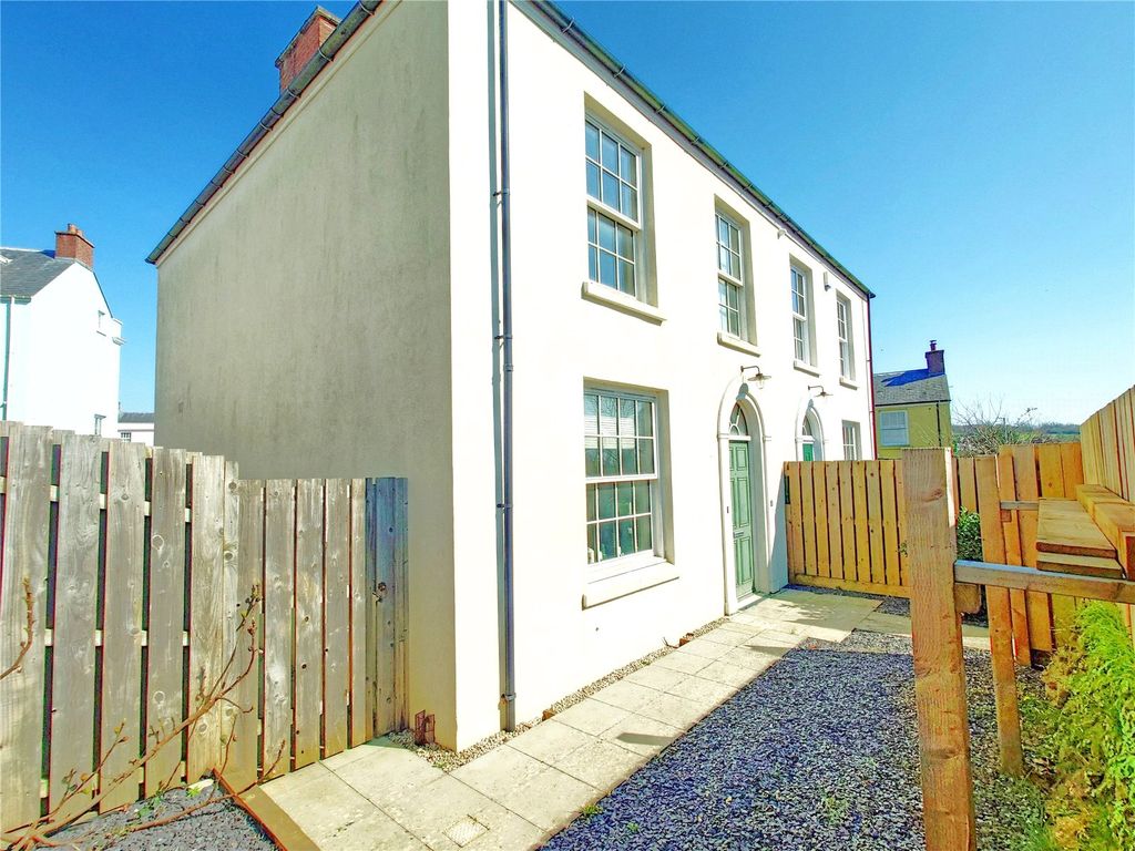 Property photo 2 of 15 Picture No. 07