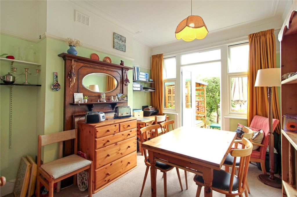 Property photo 3 of 19 Picture No. 20