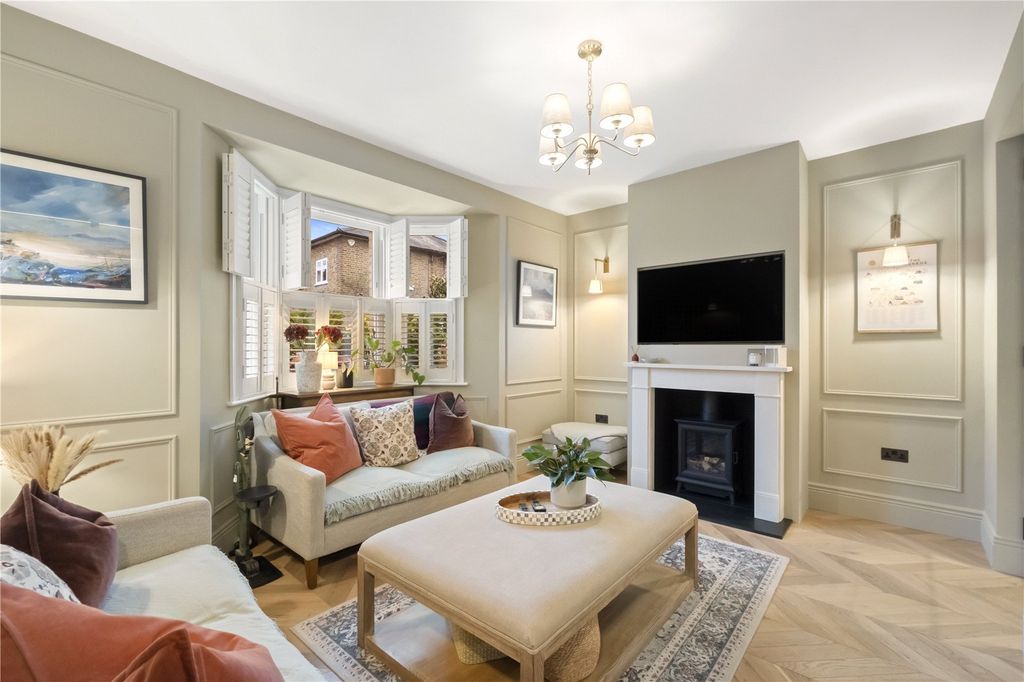 Property photo 3 of 19 Reception Room