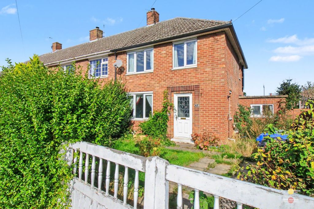 Property photo 1 of 18