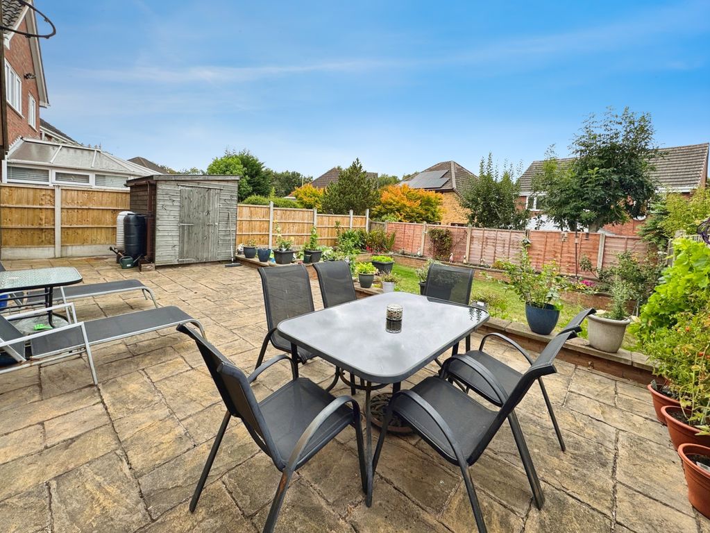 Property photo 2 of 21