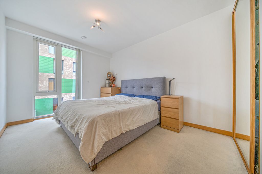 Property photo 2 of 19 2-6A7461Dfc39d7-1...