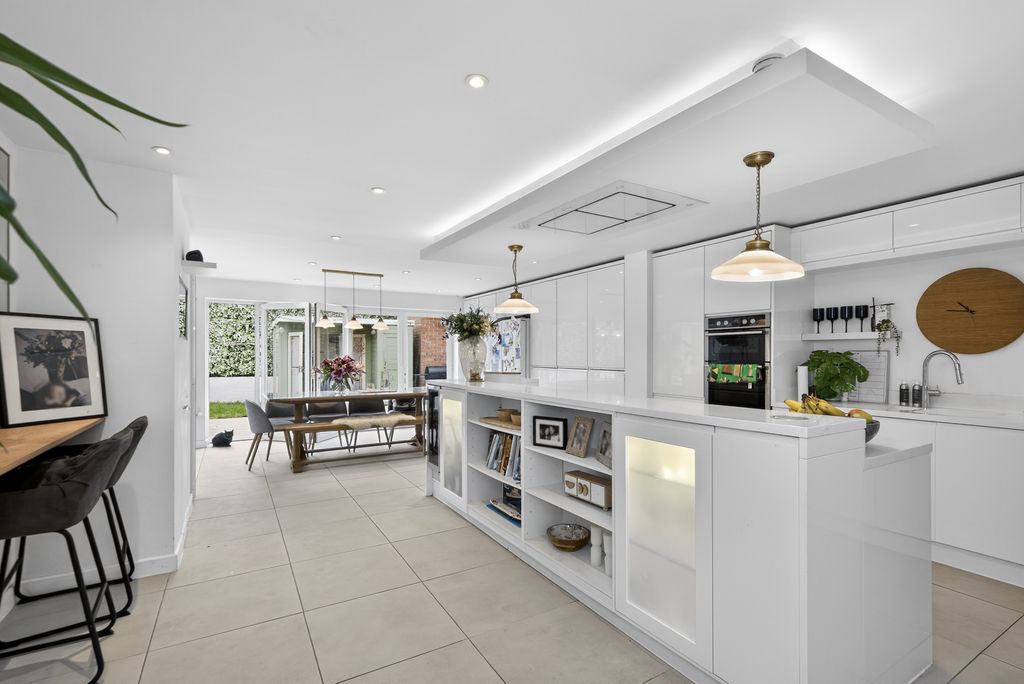 Property photo 1 of 19 Kitchen/Family Room