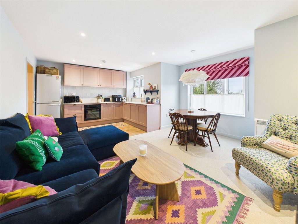 Property photo 3 of 11 Picture No. 04