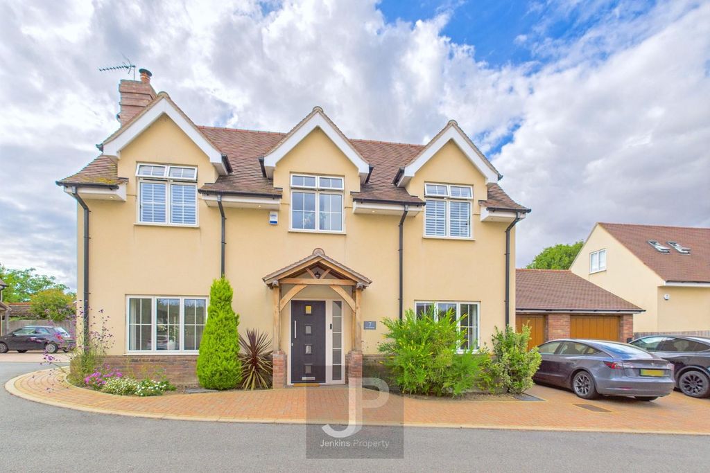 Property photo 1 of 23 Cam01632G0-Pr0202-Still028.Jpg