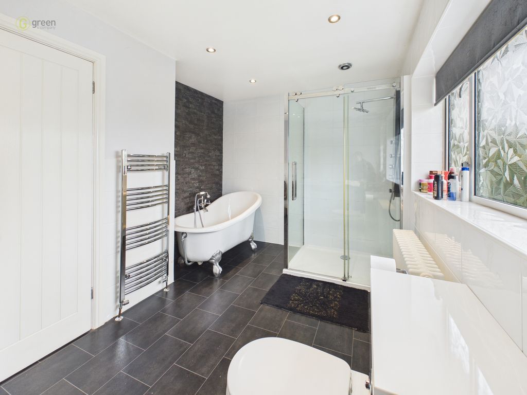 Property photo 3 of 17 Cam03830G0Pr0291Still024