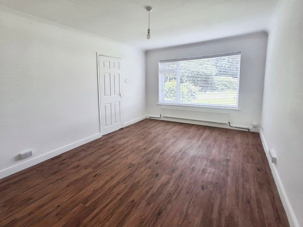 Property photo 2 of 13 Pbox-Img.Jpg